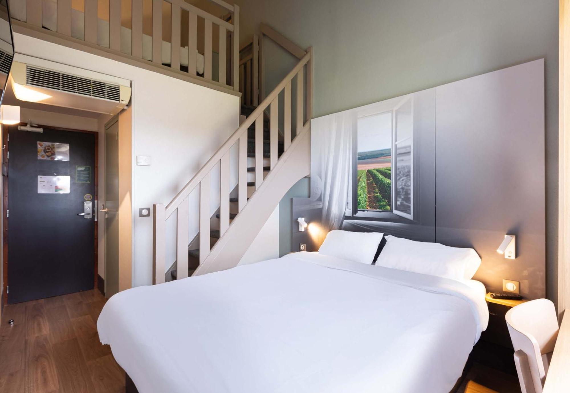 2 Hotel 2*